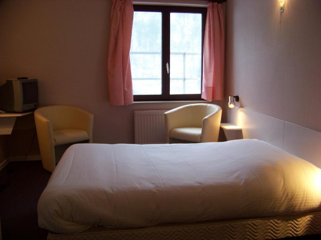 Auberge Le Vieux Moulin Bouillon Zimmer foto
